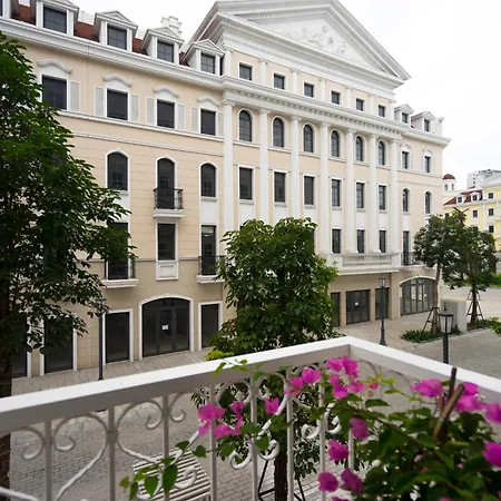 Lantana Ha Long Hotel E409 Sunplaza Pho Di Bo, Bai Chay, Ha Long