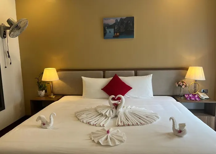 Lantana E409 Sunplaza Pho Di Bo, Bai Chay, Hotel 3*